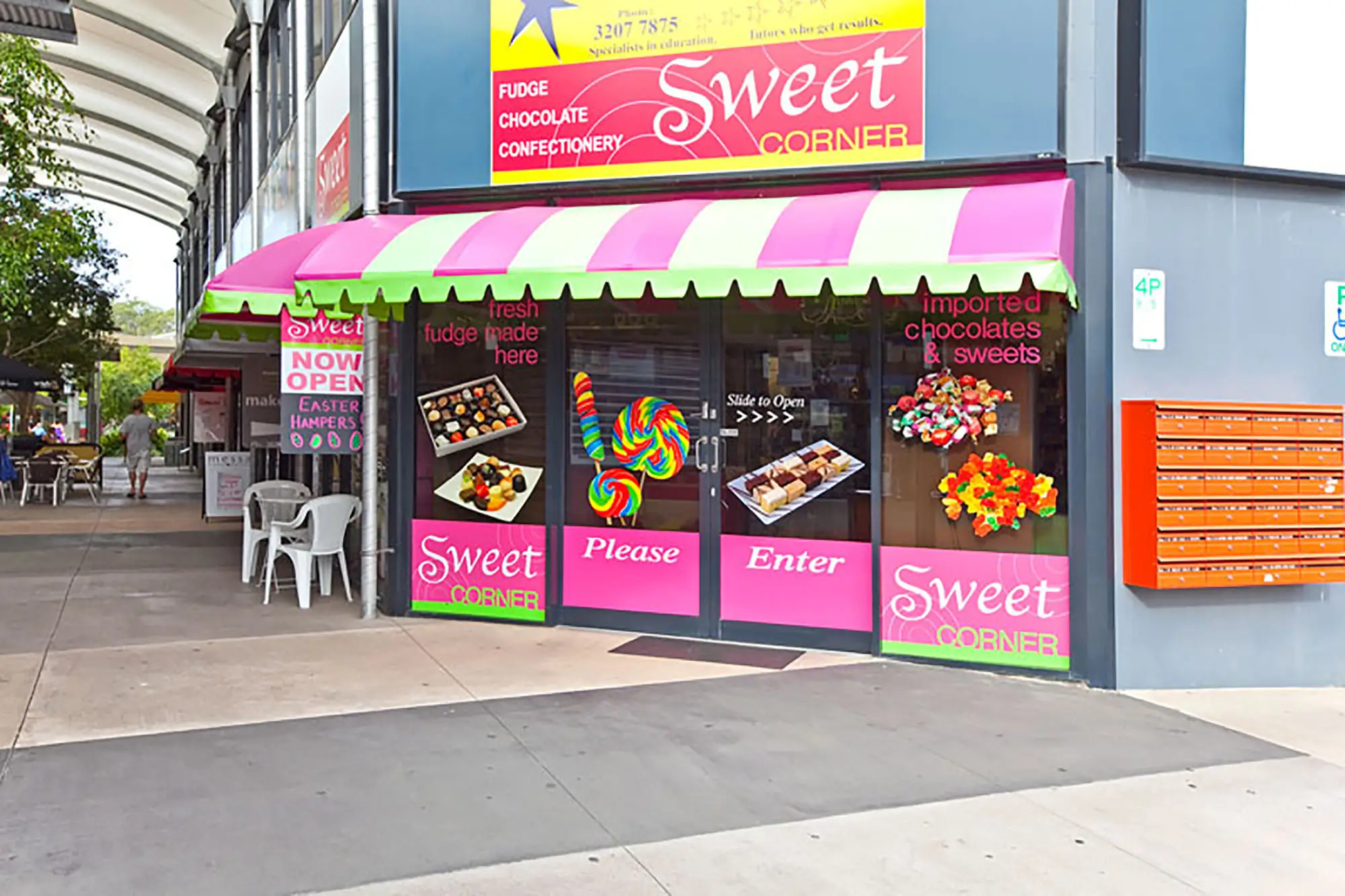 Lakeside Shopping Centre